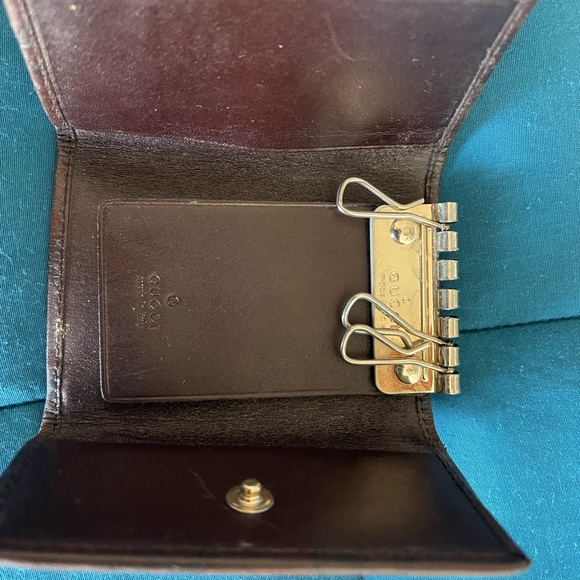 Gucci key holder. - Picture 4 of 6